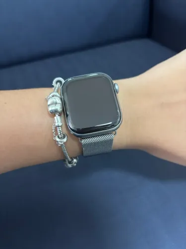 Apple Watch Series 11 42mm ? 100% de bateria