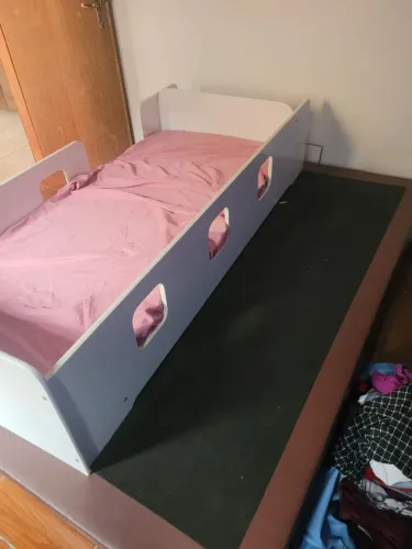 Cama Infantil Montessoriana com Grade Protecao + Colchao Juvenil D18 Pro Baby 148x68cm 