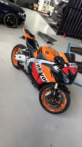 Repsol Fireblade Impecável