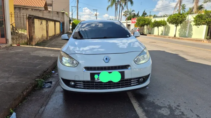 Renault Fluence Sed. Dynamique 2.0 16V Flex Mec. 2013