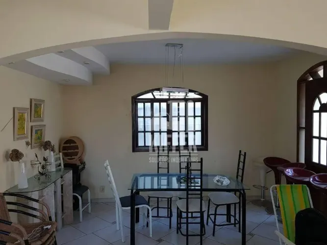 Casa com 3 quartos à venda, 200 m² por R$ 300.000 - Mutuá - São Gonçalo/RJ
