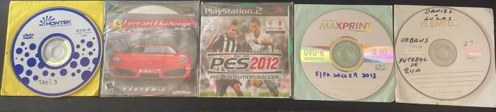 Lote 5 Jogos PS2 ? PES 2012, FIFA 2013, Ferrari Challenge e Mais
