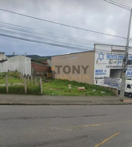 TERRENO COM 300M2 ( 12X25) - COMERCIAL