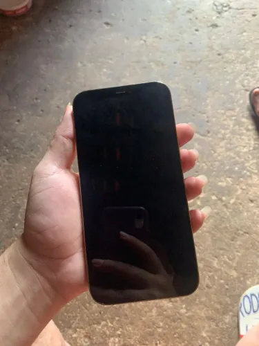 Venda de iPhone 12pro max, 64 gb 78% de bateria 