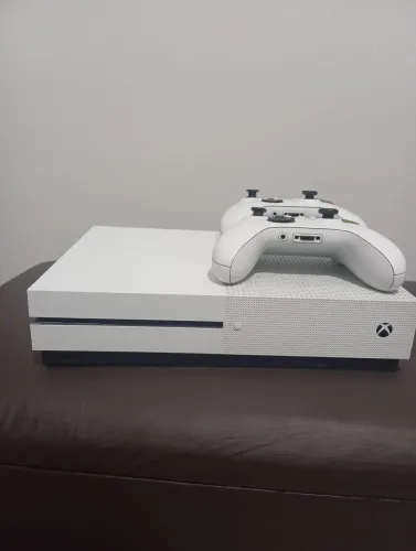 Xbox One S