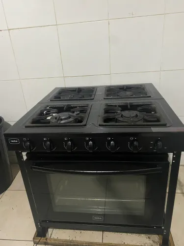 Fogão industrial novo com forno