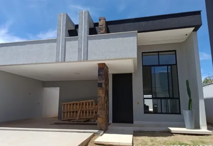 Casa sozinha no lote, Rodovia dos Romeiros.