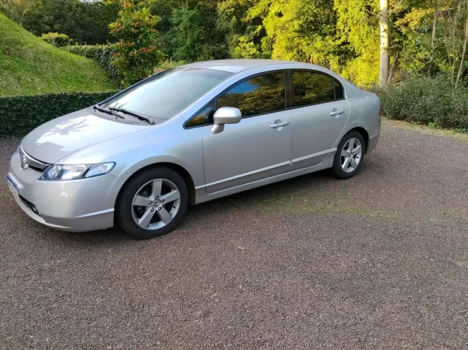 Honda Civic Sedan LXS 1.8/1.8 Flex 16V Aut. 4P 2008