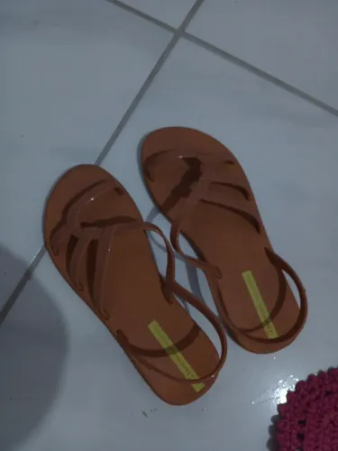 Sandalia Ipanema nova