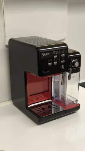 Cafeteira Espresso Oster PrimaLatte