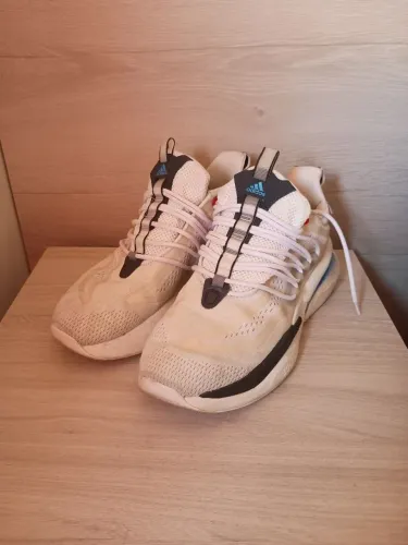 Tenis Adidas 40