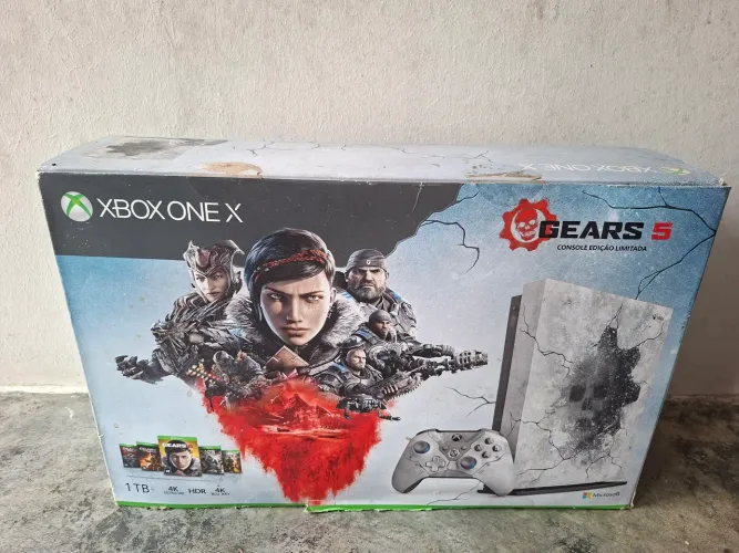 Xbox One X Edição Gears 5
