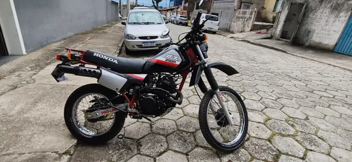 XLX 250CC