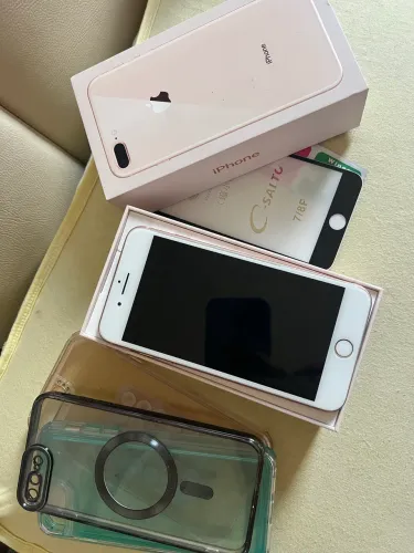 iPhone 8 Plus 64gb (nunca aberto) tudo original