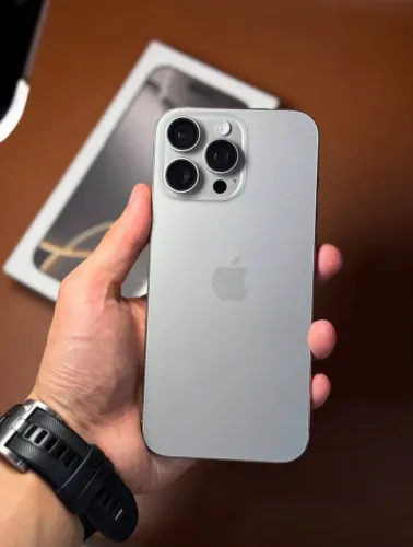 iPhone 16 Pro Max 256 GB 