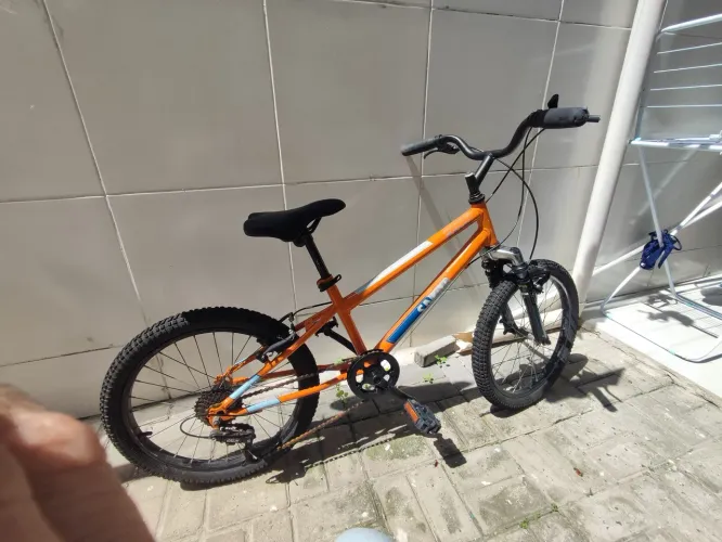 Bicicleta Caloi pequena 