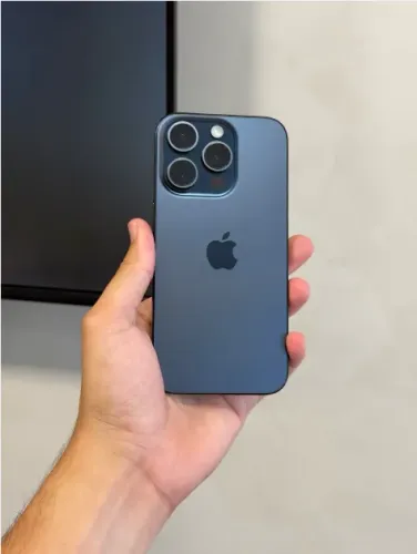 iPhone 15 Pro - Azul