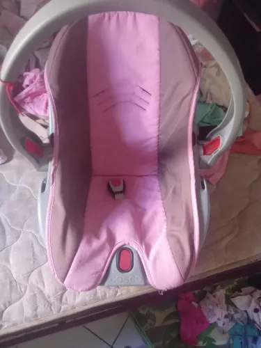Bebê Conforto Cosco Rosa e Cinza com Trava Central<br>