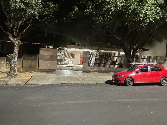 Espaço a 5 minutos da CEF com 230 m2