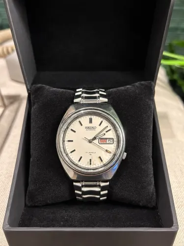 Relógio Seiko 5 Vintage - 17 Jewels