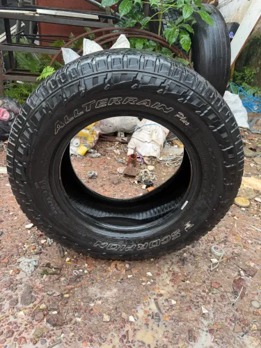 Pneus 265/62 R17 Pirelle scorpions