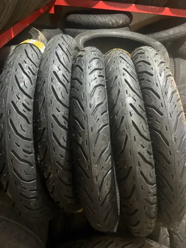 Pneus 100/90/18