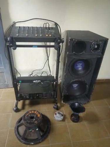 Mesa de Som 6 canais completo