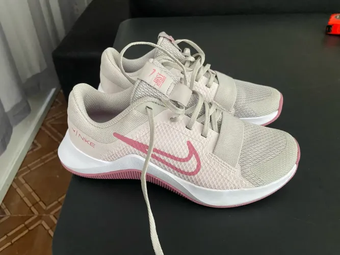 TÊNIS NIKE NOVO