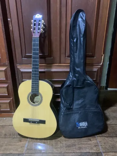Violão de Nylon