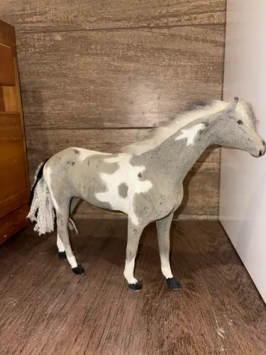 Cavalo de brinquedo 