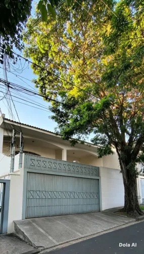 Sobrado para Venda em Presidente Prudente, Jardim Aviação, 7 dormitórios, 2 suítes, 3 b