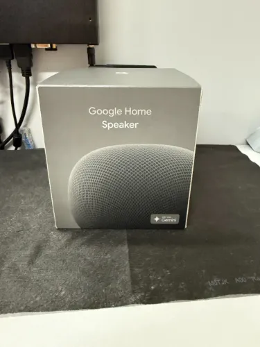 Caixa de som inteligente (smart speaker) Google Home Speaker - Cor Carvão, Zero