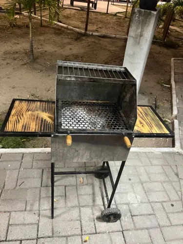 Carrinho de churrasquinho