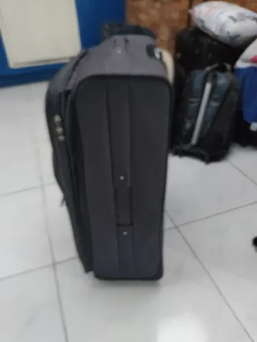 Vendo mala pra viagem