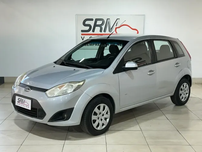 Ford Fiesta 1.0 Rocam SE Plus Hatch 8V Flex 4P Manual 2014