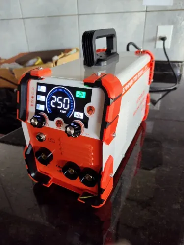 Máquina Solda Inversora 250 amperes Mig Tig Mma C/acessórios Aitoolzo Laranja 220v