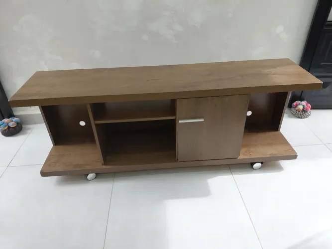 Rack para TV Seminovo - Excelente Estado