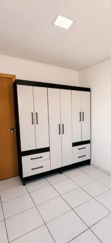 Guarda roupa casal