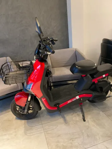 A MAIS BARATA - Scooter EKO 7 Duos vermelha