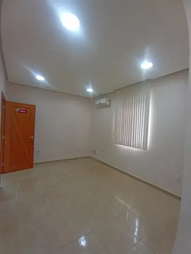 Sala comercial em Vieiralves 9 2 9 9 4 6 4 - 5 4 8 7