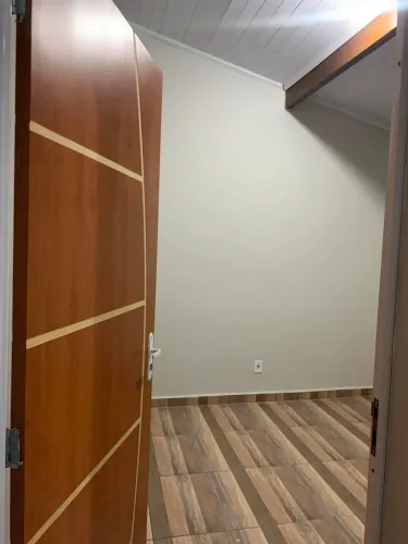 ALUGA-SE IMÓVEL RUA VOLTA 200m CARIOCA SHOPPING 