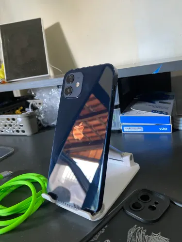 iPhone 12 64GB