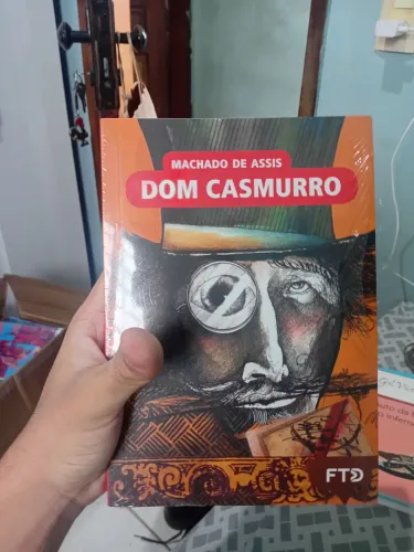 Livro - Dom Casmurro, de Machado de Assis. FTD ( SE VIM BUSCAR E R$45 )