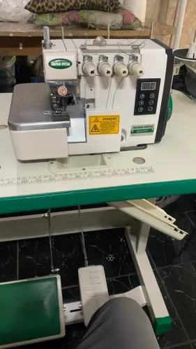 Máquina interlock semi automática 