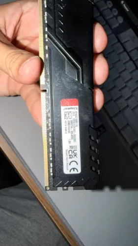 Memória RAM Kingston FURY Beast 16GB DDR4