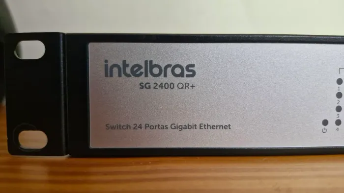 Switch intelbras 24 portas