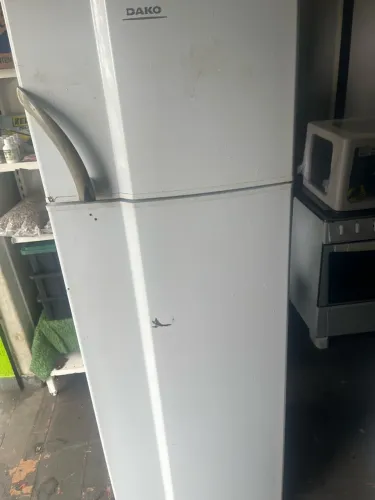 Geladeira Dako duplex pra sair hoje voltagem 220 entrego