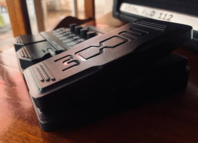 Pedal de Guitarra ZOOM G1X FOUR (NOVÍSSIMO)