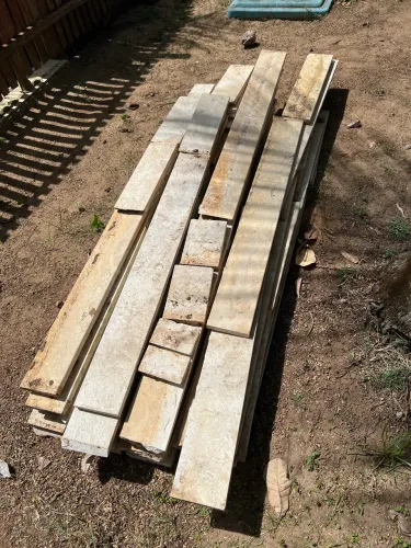 Rodapé em granito bege bahia - preço por m2