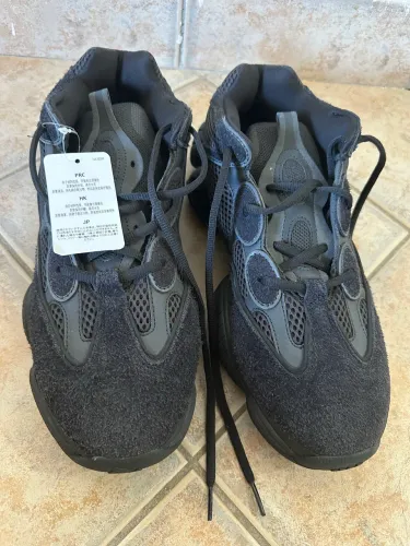 Tênis Adidas